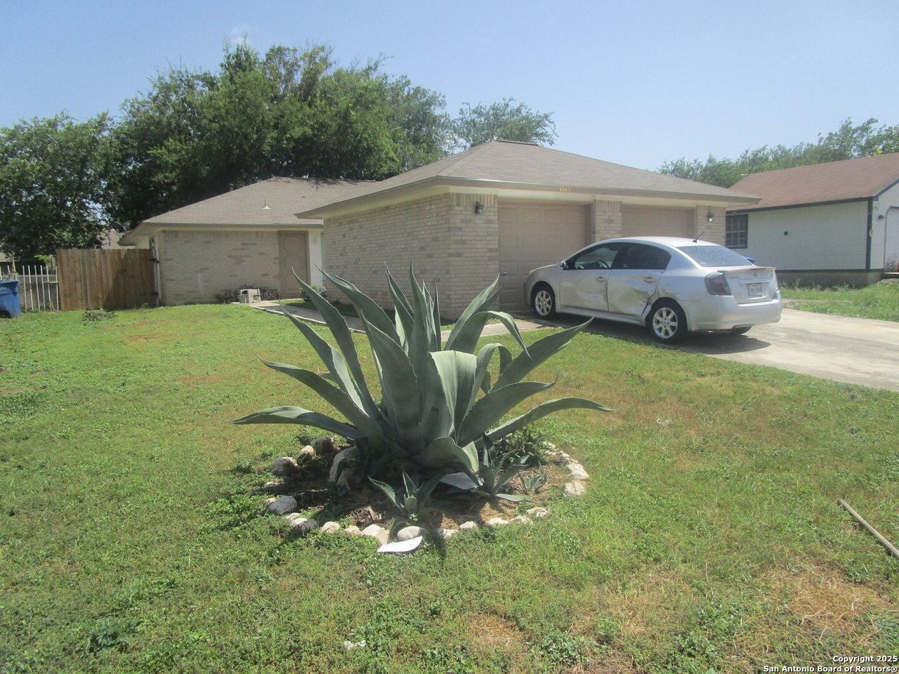 Cash Flowing Duplex in San Antonio! property image