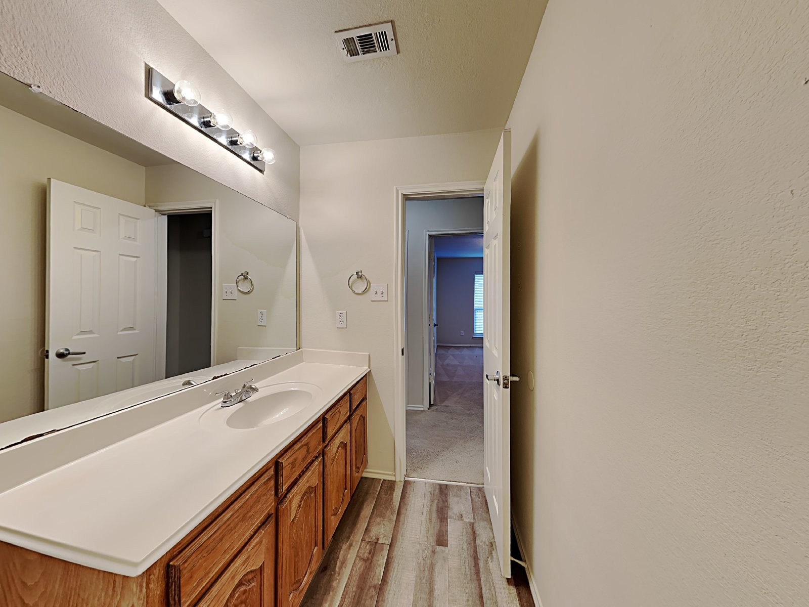 Cash Flowing SFR in Forney TX! property image