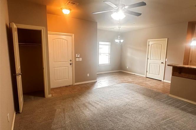1/1 Townhome in OKC! property image