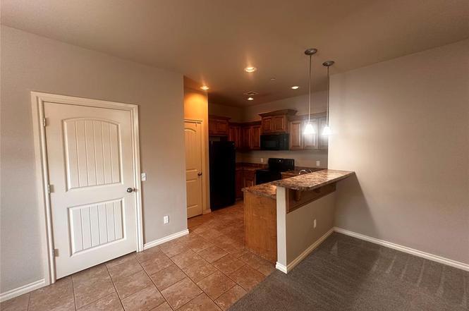 1/1 Townhome in OKC! property image