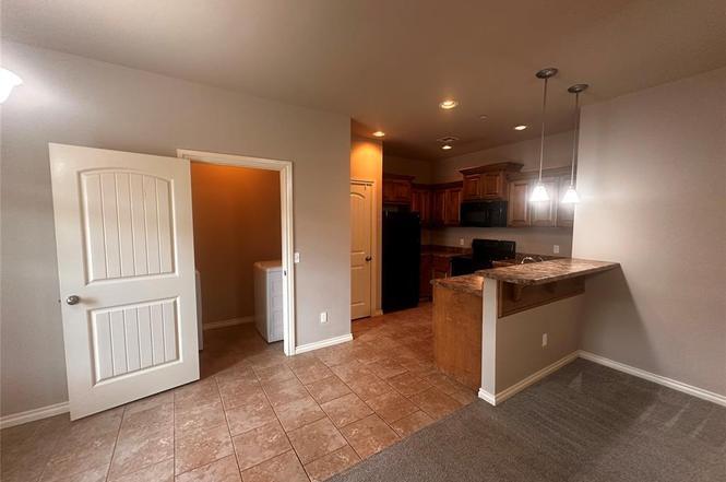 1/1 Townhome in OKC! property image