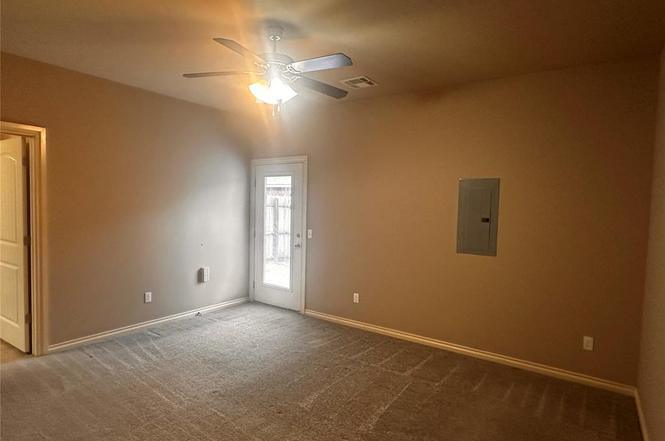 1/1 Townhome in OKC! property image